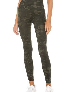 SPANX Look At Me Now High Waist Camo Leggings in Olive Green Women’s Size Medium